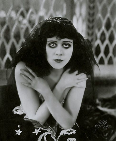 Theda Bara 24