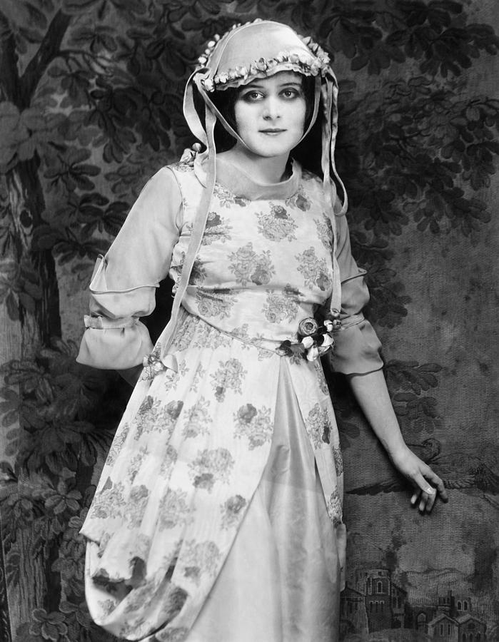 Theda Bara 29