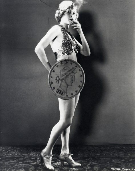 Gold Diggers 1933 5