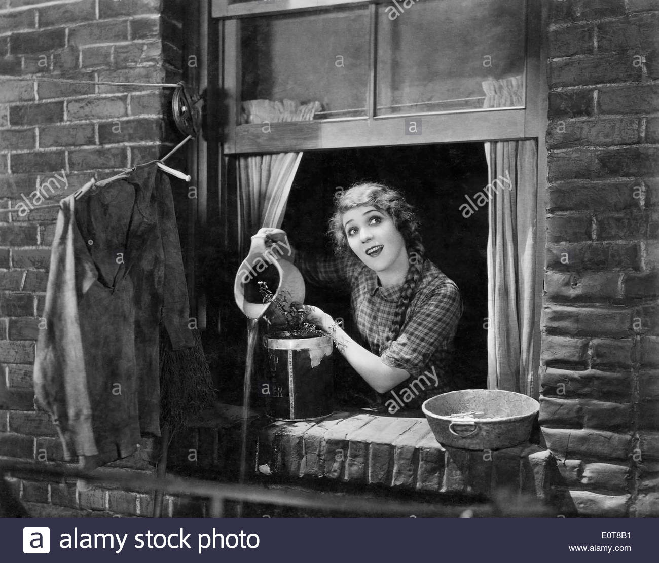 Little Annie Rooney 8