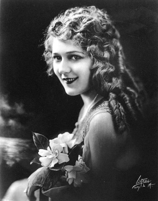 Mary Pickford 54
