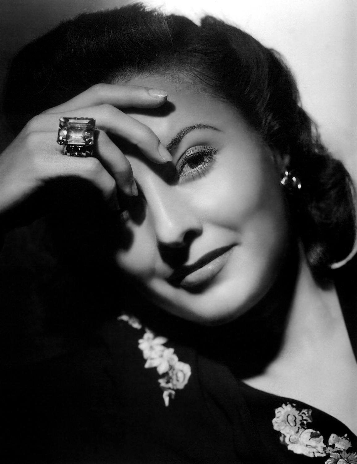 Barbara Stanwyck - by George Hurrell 1941 - Meet John Doe