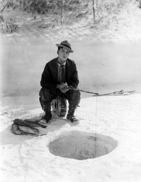 Buster Keaton in The Frozen North (1922)