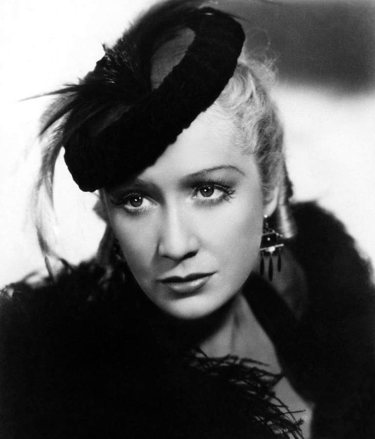 1-barbary-coast-miriam-hopkins-1935-everett