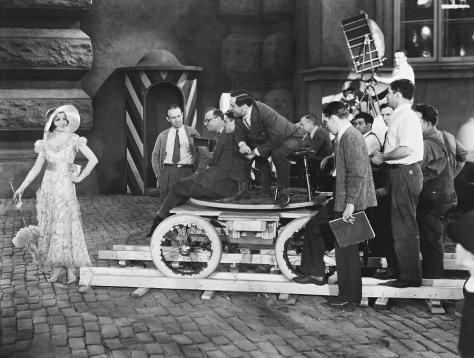 claudette-colbert-and-ernst-lubitsch-in-the-smiling-lieutenant-1931--album