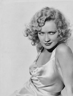 e0c3598709b5224d6e42732bd46d1eae--old-hollywood-hollywood-stars