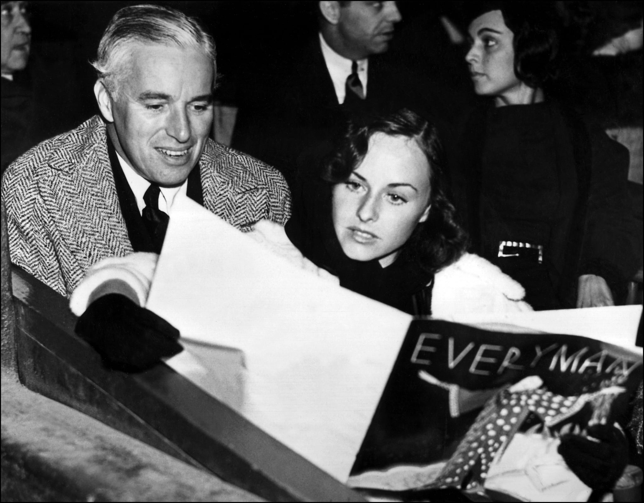 Charlie-Chaplin-Paulette-Goddard