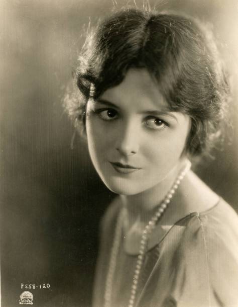 Film_actress_Mary_Astor_(SAYRE_2372)